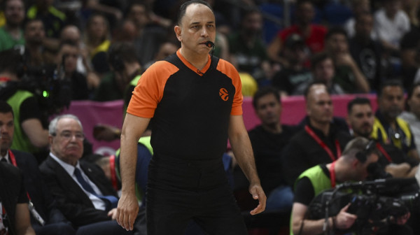 Poznato ko sudi Zvezdi protiv Monaka