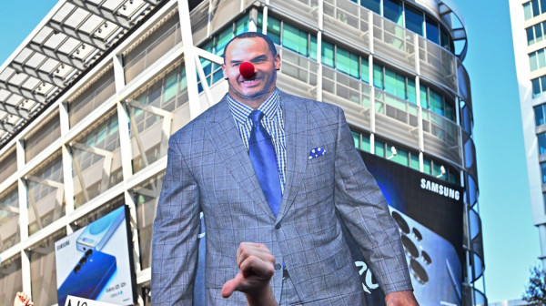 "Oterao" Dončića i napravio haos – Dalas je morao da reaguje