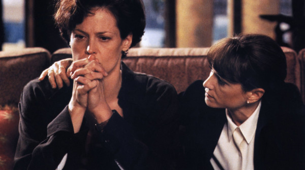 Psihološki triler iz devedesetih izaziva jezu među gledaocima na Netflixu: Sigorni Viver u glavnoj ulozi