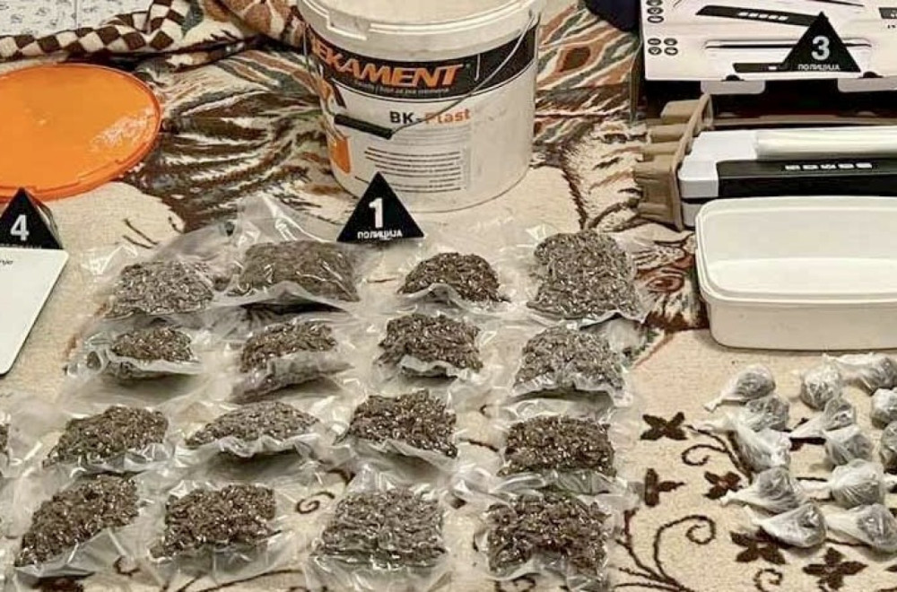Uhapšen Kragujevčanin: U stanu mu pronađeno više od dve kilograma marihuane FOTO