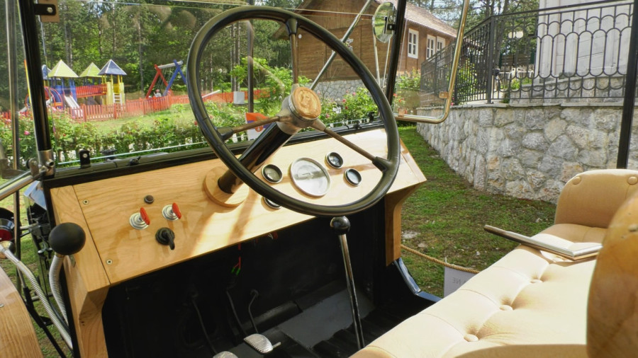 Drvomobil na šumadijski način: Kragujevčanin ručno napravio prvi automobil FOTO