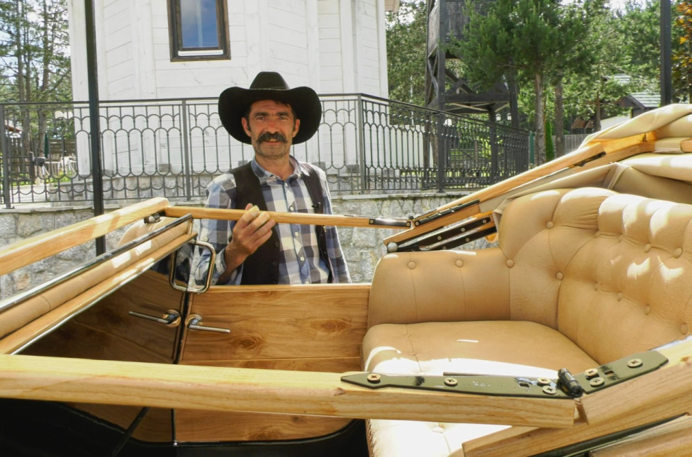 Drvomobil na šumadijski način: Kragujevčanin ručno napravio prvi automobil FOTO