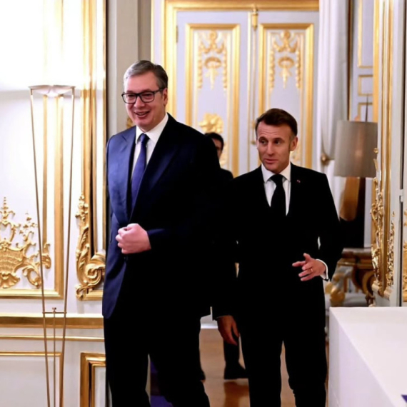 Vučić iz Pariza: Tri sata sam razgovarao sa Makronom; Borio sam se za interese naše zemlje FOTO/VIDEO