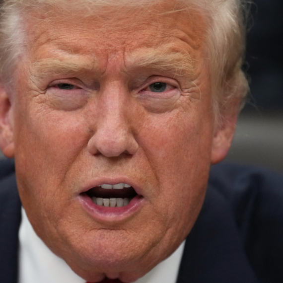 I Srbija na udaru! Sve oči uprte u Vučića; Tramp podržao carine od 500% ruskim trgovinskim partnerima