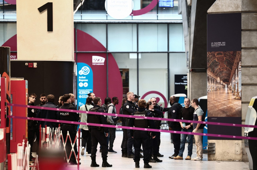Haos u Parizu; Pucnjava na železničkoj stanici, u toku evakuacija putnika VIDEO