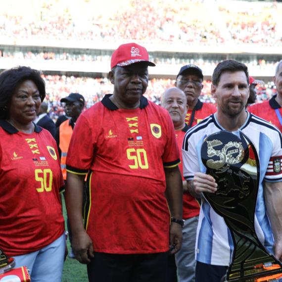 Mesimanija u Angoli za 12 miliona dolara – Leo i Lautaro za rutinsku pobedu VIDEO