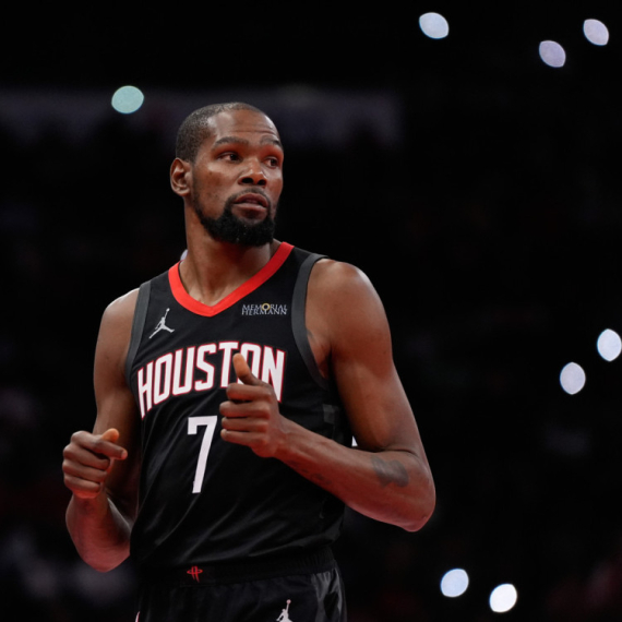 Deveta uzastopna pobeda "krnjih" Pistonsa – Durent i Šengun seju strah