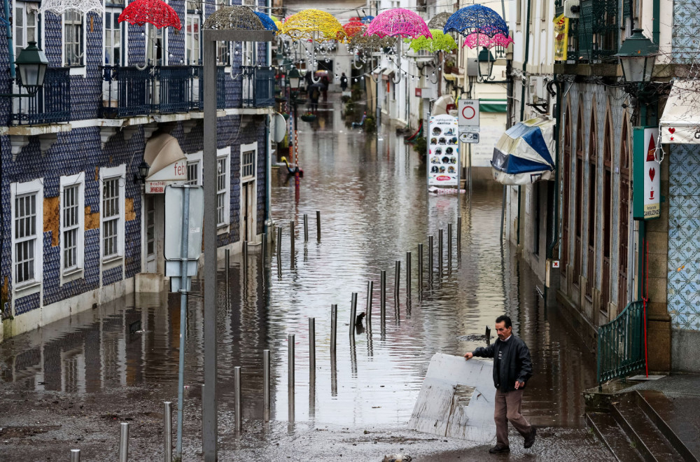Klaudija "pustoši" Evropu: Upozorenja u još jednoj zemlji; Raste broj mrtvih