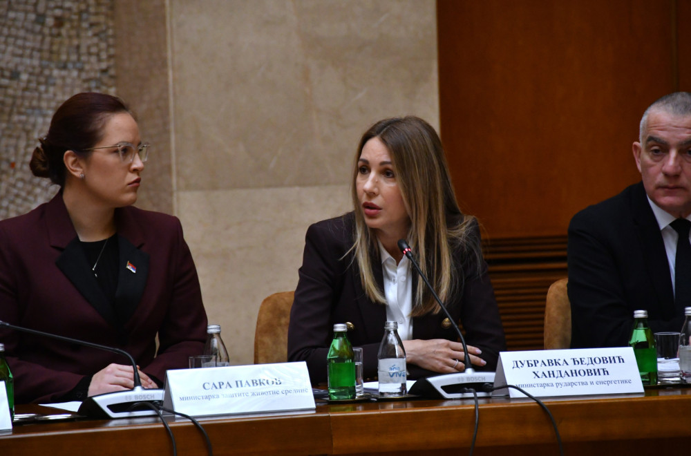 "Bez rafinerije nema života"; Sednica Vlade povodom situacije u NIS-u: Ministarka Đedović ponudila ostavku