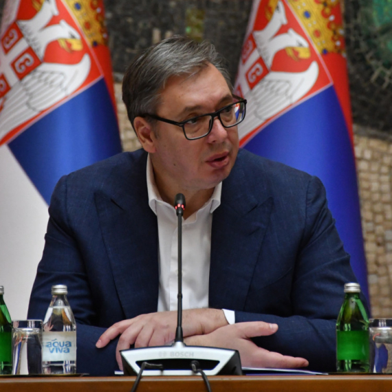 Vučić at the Government session regarding NIS situation: "We have 25,000 tons of diesel in military reserves"