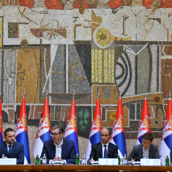 Vučić o situaciji sa NIS-om: "Imamo sedam dana da donesemo odluku" VIDEO