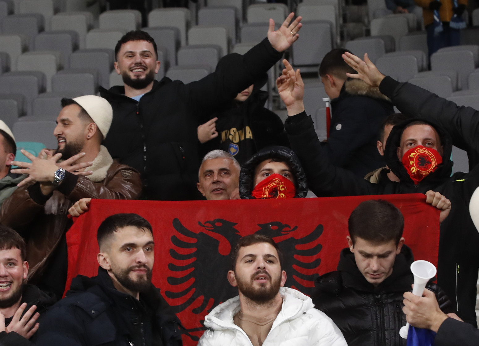 Navijači tzv. Kosova zviždali himni Slovenije: Tužno