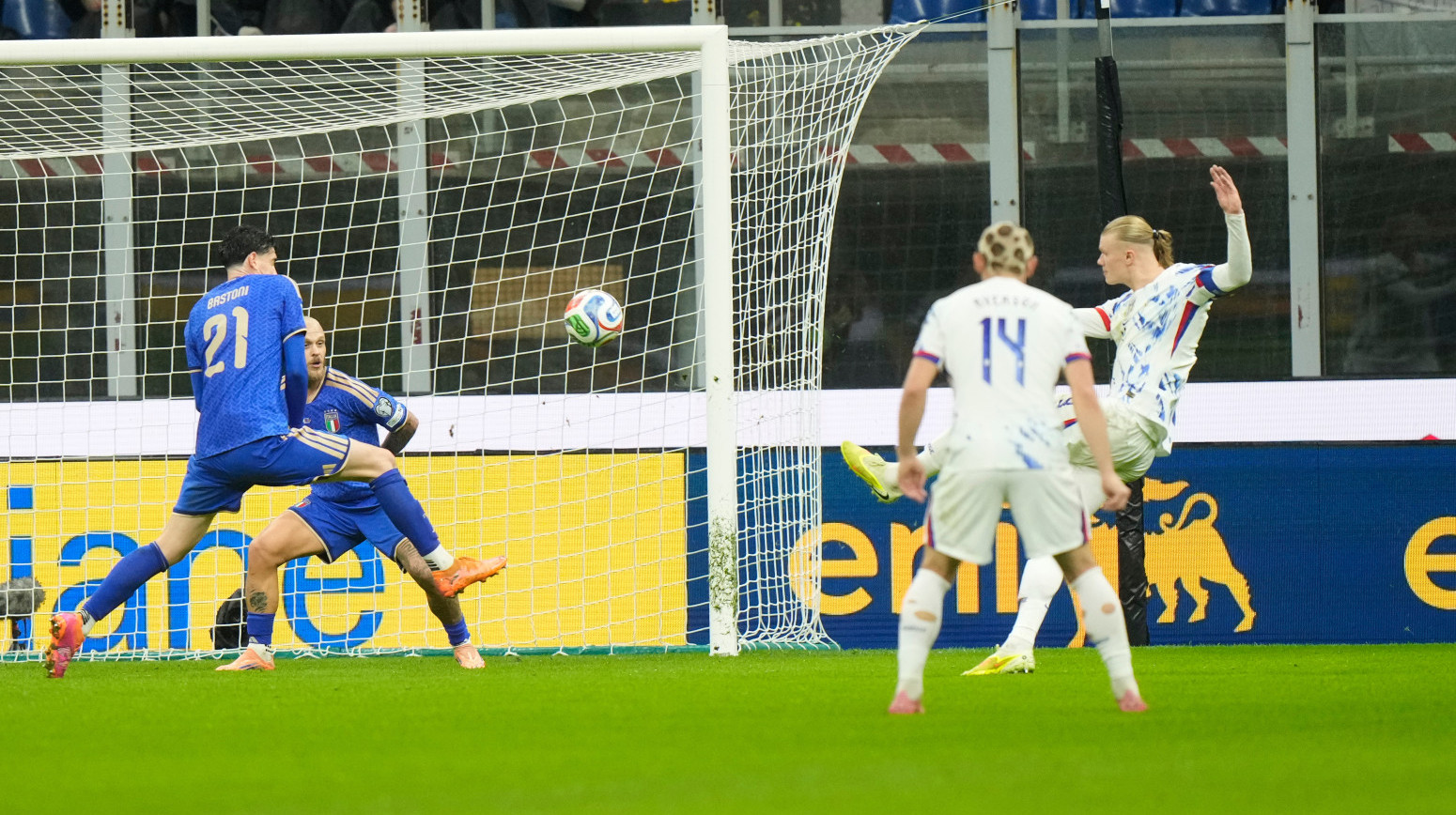 Italija još jednom potučena – Haland "lansirao" Norvešku na Mundijal