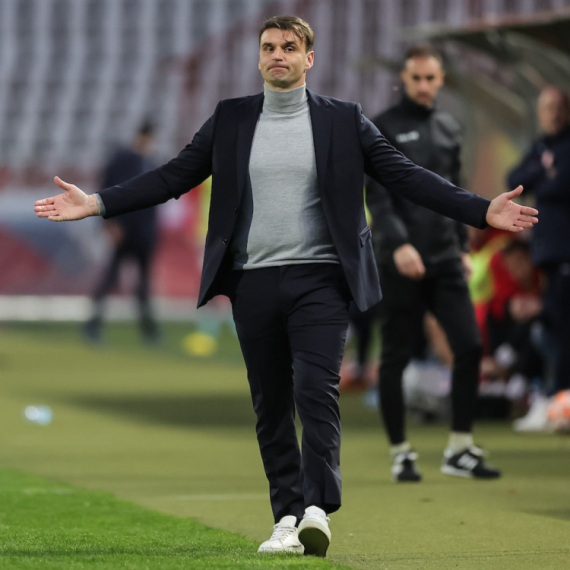 Ivić potpisao otkaz bivšem treneru Zvezde