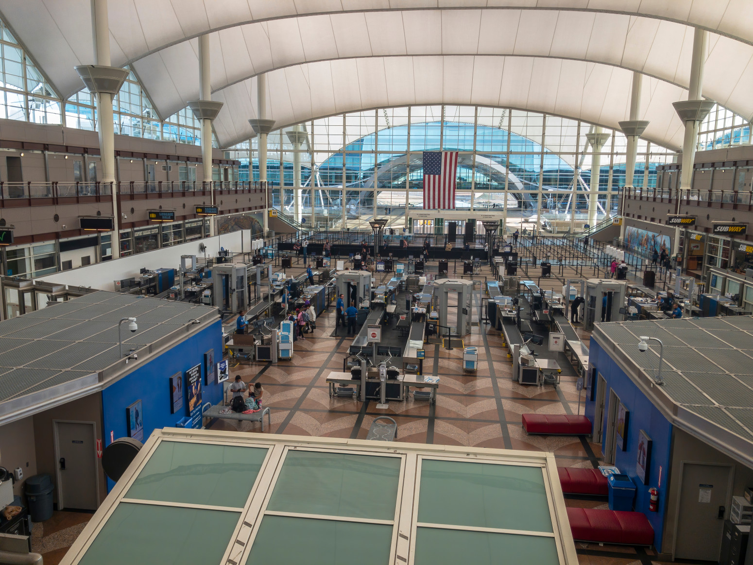 Bizarne teorije zavere o najjezivijem aerodromu na svetu: Šta se krije iza jezivih priča? FOTO