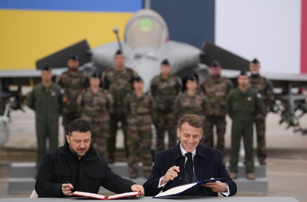 Potpisano; Zelenski: Istorijski sporazum