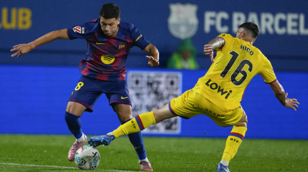 Porto i Štutgart zovu Barsinog fudbalera