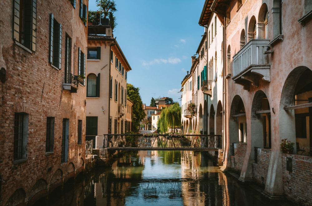 Ovaj italijanski grad je idealna alternativa Veneciji: Bez gužvi i turista FOTO