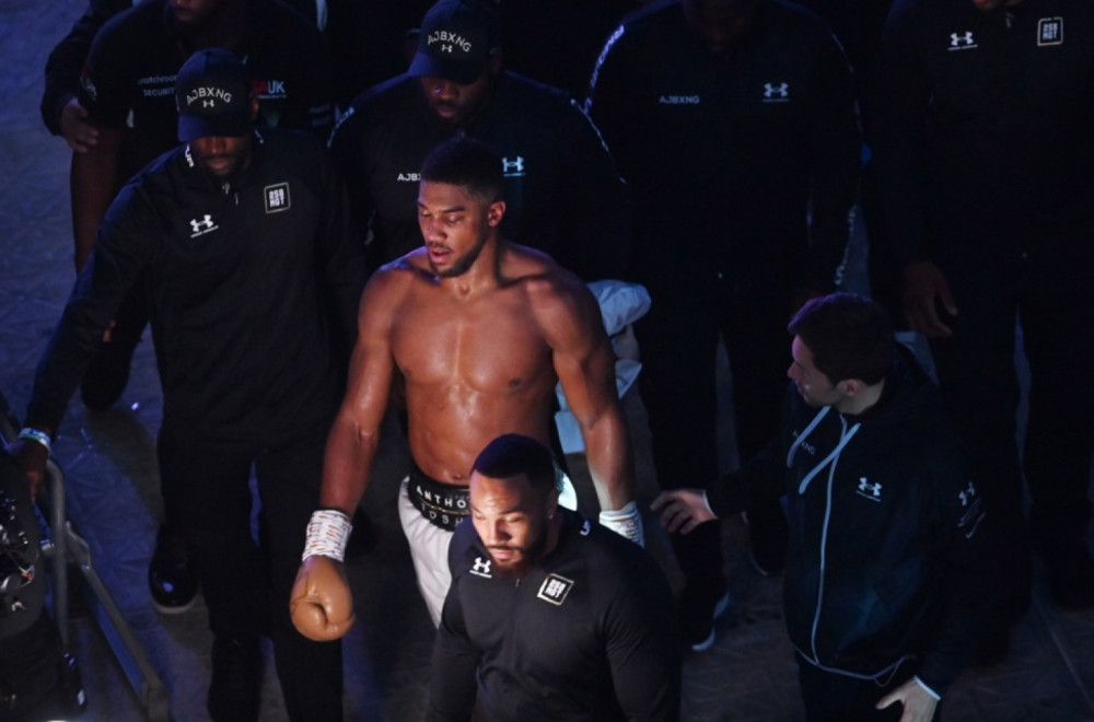 Zakazan spektakl u Majamiju – Džošua protiv jutjubera