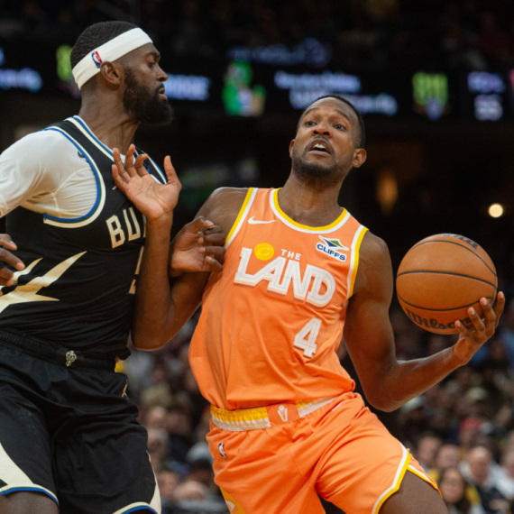 NBA zvezda u epizodi: "Šta ti bi?" VIDEO