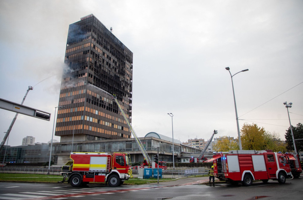 Simbol Zagreba nestao pred očima građana: Pogledajte šta je ostalo od čuvenog nebodera FOTO/VIDEO