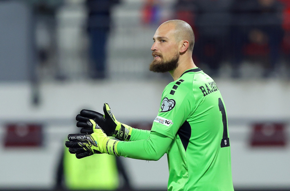 Srbinu svanulo u reprezentaciji, a smrklo u klubu