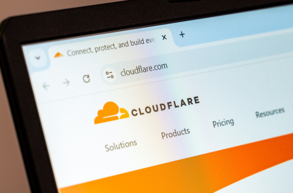 Umalo ponovo haos – ugasilo se pola interneta