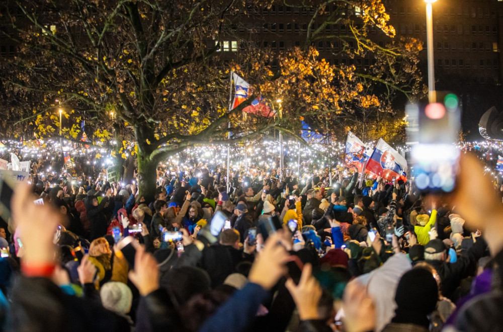 Protesti u Češkoj i Slovačkoj: Ko ruši Babiša i Fica?