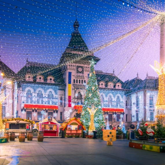 Najveći božićni sajam u Evropi je u našem komšiluku: Ogroman novogodišnji advent oduševljava posetioce FOTO