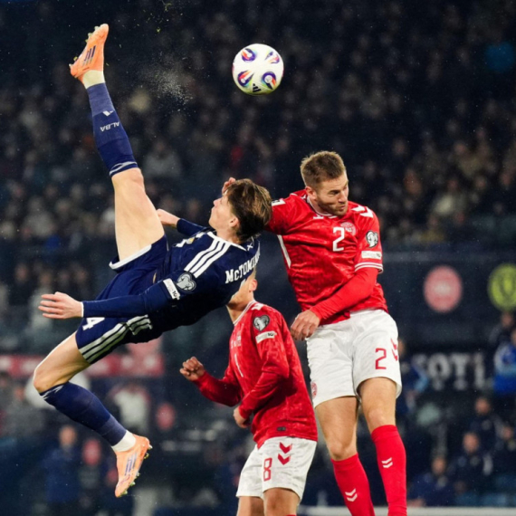 Da li su ovo makazice za odlazak na SP? VIDEO