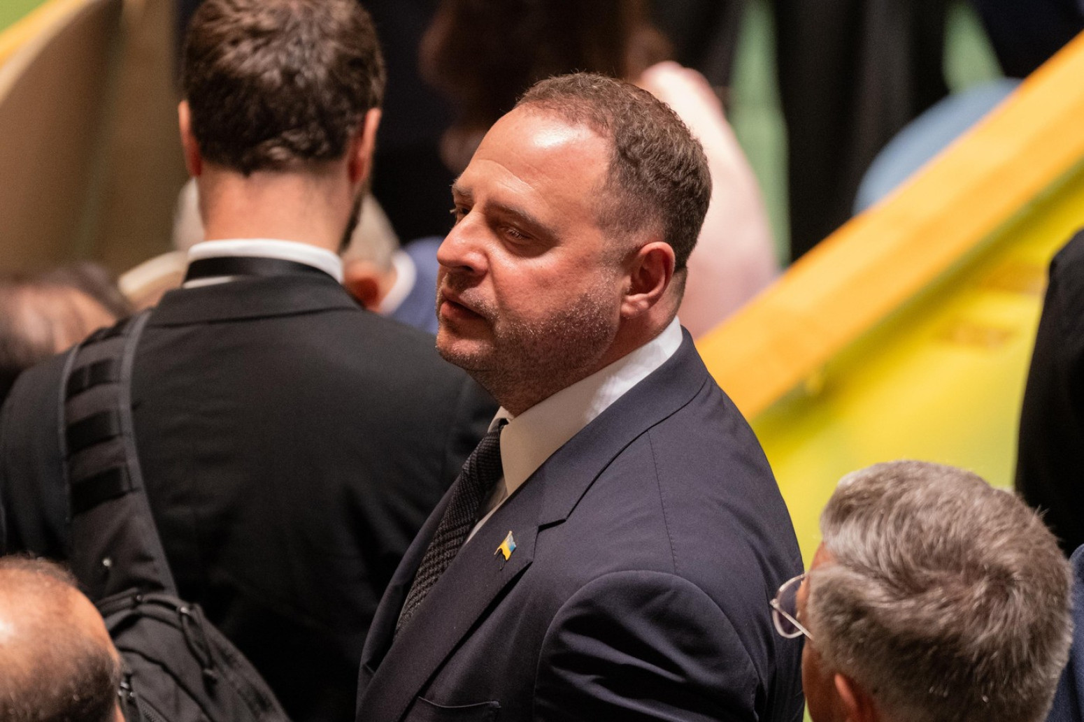 Brod tone, Volodimire; Najmoćniji čovek mora da ode