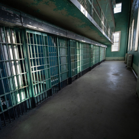 U zatvoru pronađeno 10 mrtvih osuđenika