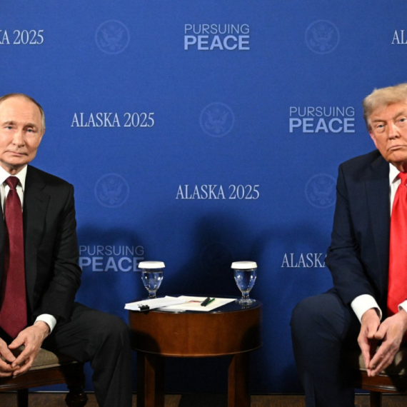 Jasna poruka Kremlja: Putin i Tramp bi mogli da razgovaraju, ali...