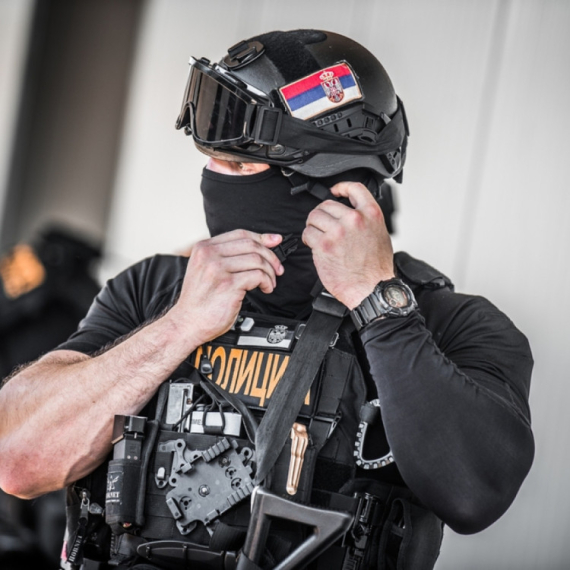 Akcija UKP: Uhapšene apotekarke – menjale "E-recepte" i napravile milionsku štetu