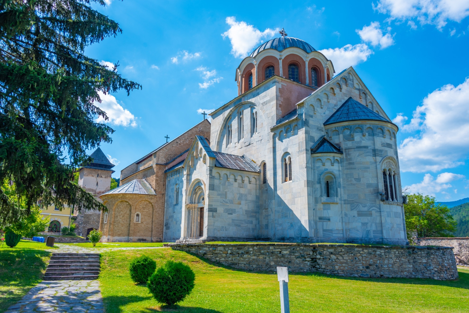 Ovo je jedna od najvećih svetinja u Srbiji: Čuva bogatu istoriju i kulturu našeg naroda FOTO