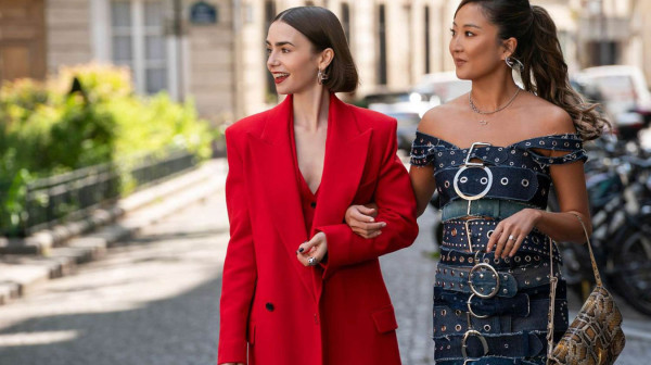 Glumci otkrili detalje o novoj sezoni "Emili u Parizu": Gledaoci ne mogu da dočekaju VIDEO