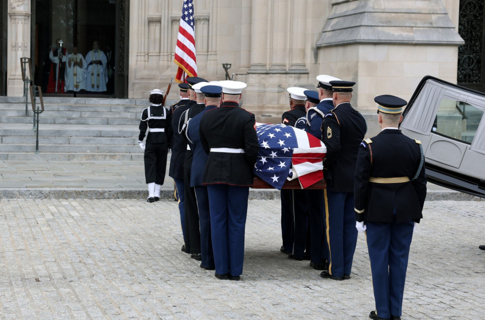 U Vašingtonu se okupio politički vrh SAD: Tramp i Vens nisu poželjni? FOTO