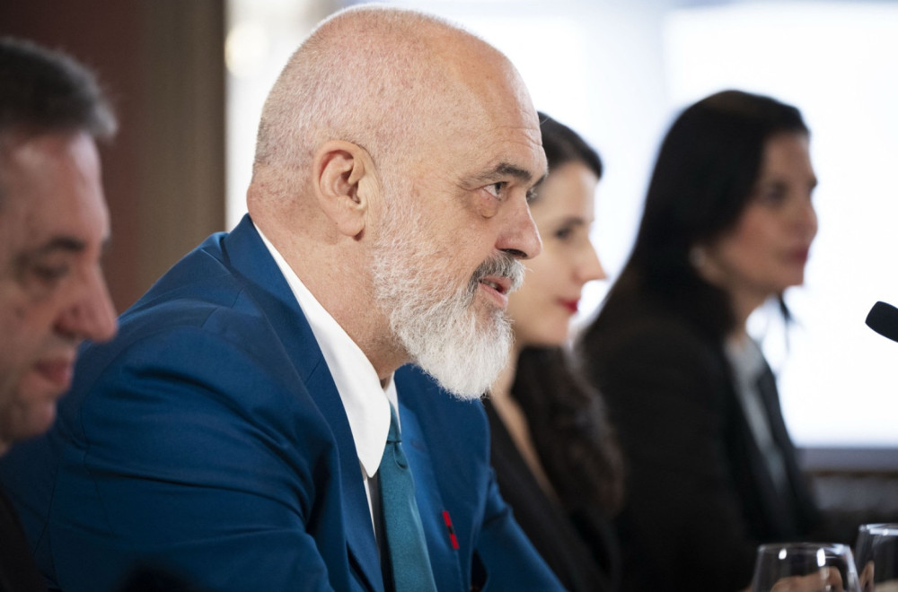 Rama u sukobu sa britanskim političarima, ponovo