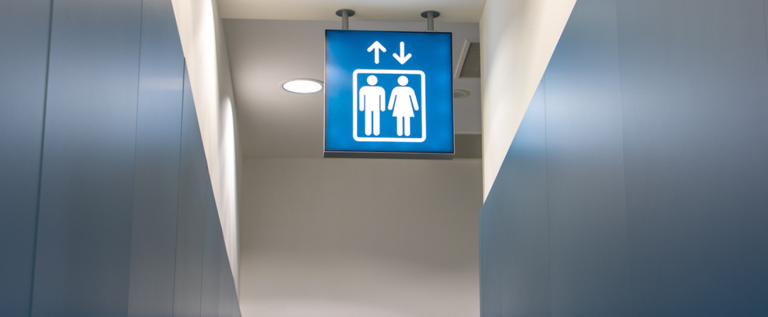 Ušla u toalet na aerodromu i zaledila se: "Ni u najluđim snovima..." VIDEO