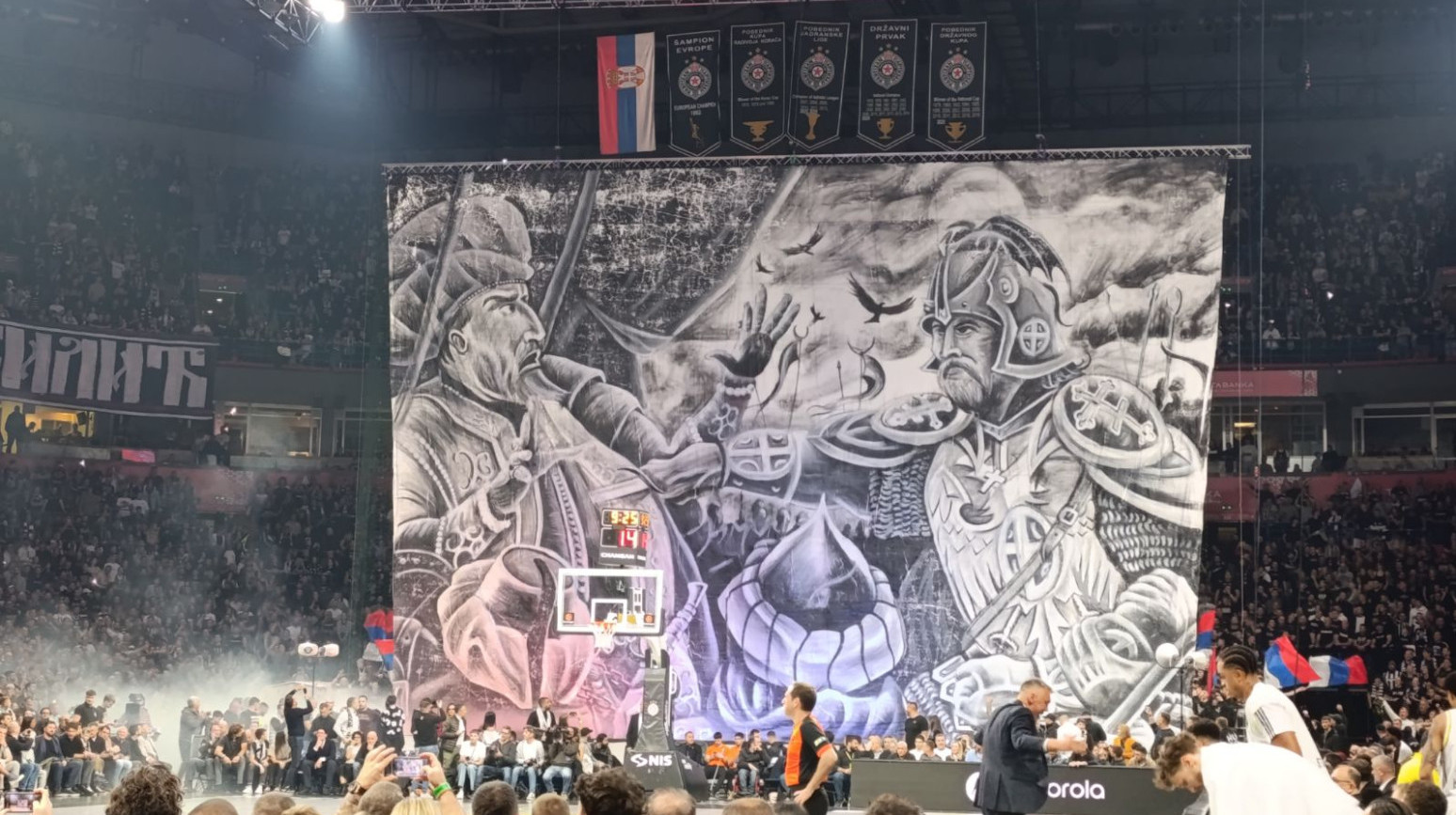 Sjajna koreografija "grobara" – vruć doček za Turke FOTO/VIDEO