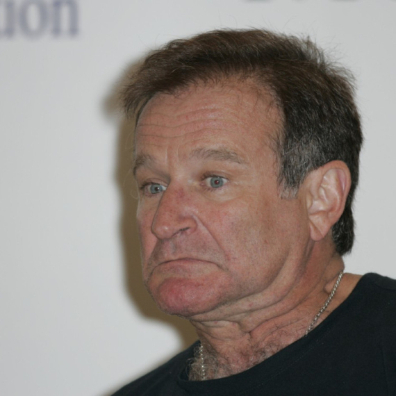 Robin Vilijams nije mogao da odbije ovu ulogu: De Niru slomio nos VIDEO