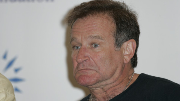 Robin Vilijams nije mogao da odbije ovu ulogu: De Niru slomio nos VIDEO