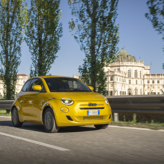 Velika nada Italije: Predstavljen Fiat 500 Hybrid FOTO