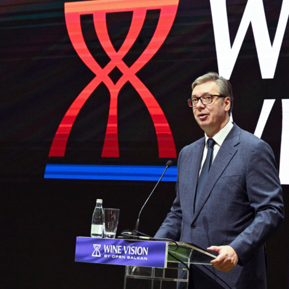 Vučić: Teško da postoji sfera u kojoj smo više napredovali od vinske industrije