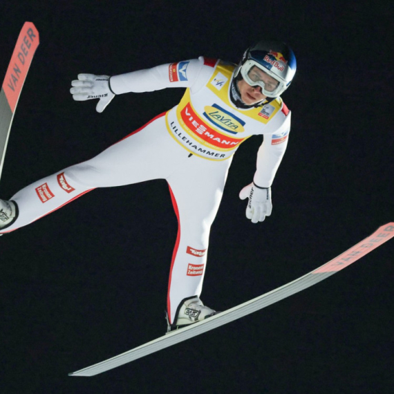 Čofenig otvorio sezonu pobedom