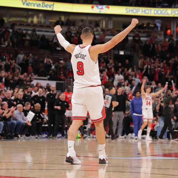 Vučević pobesneo na saigrače pred kamerama: "Budi srećan, čoveče" VIDEO