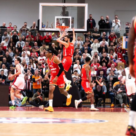 Zvezda se dobro oznojila u Beču – dva različita poluvremena crveno-belih