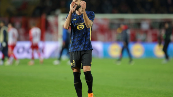 Žiru i Lil srušili Pariz