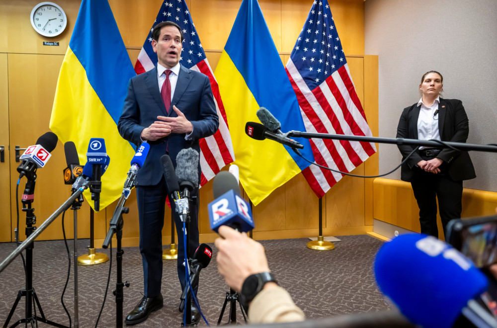 Oglasila se Bela kuća; Putine, gubiš