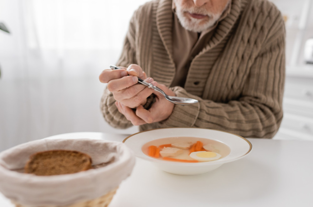 Ova namirnica utiče na pojavu demencije: Sadrži materije koje hrane mozak